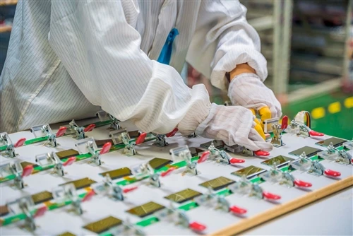أفضل مصنع لشاشات LCD لقطاعات مخصصة لعام 2026|حل واحد-إيقاف OEM